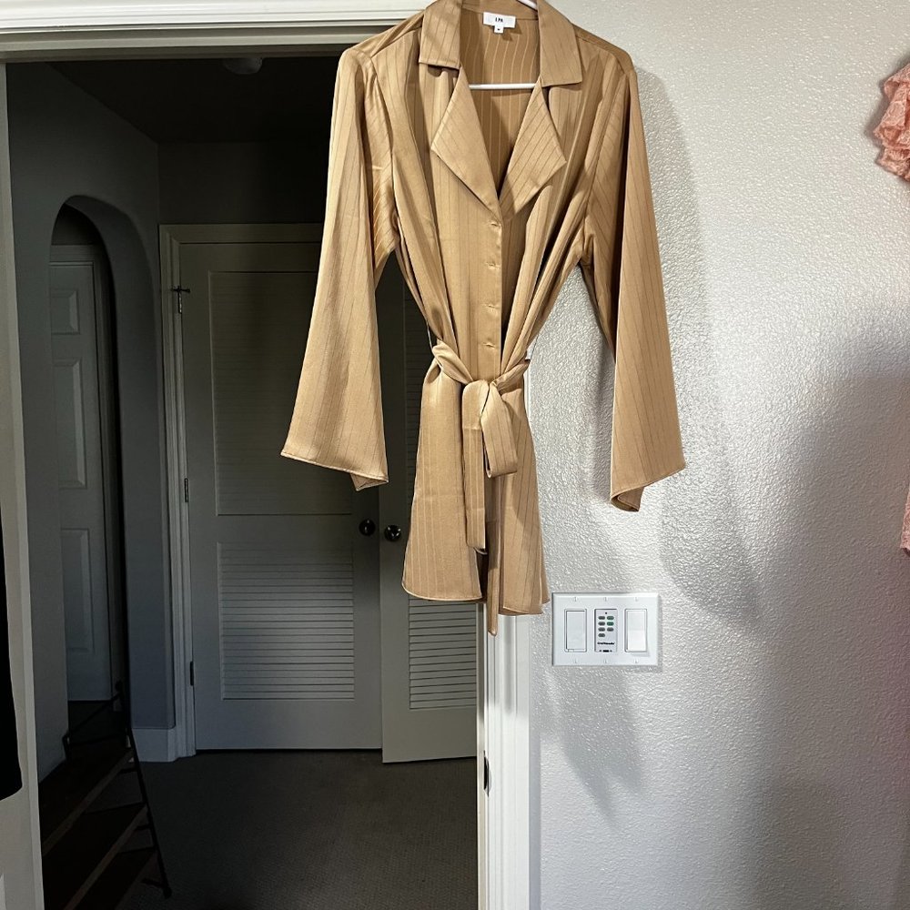 COPY - BEIGE SHIRT DRESS